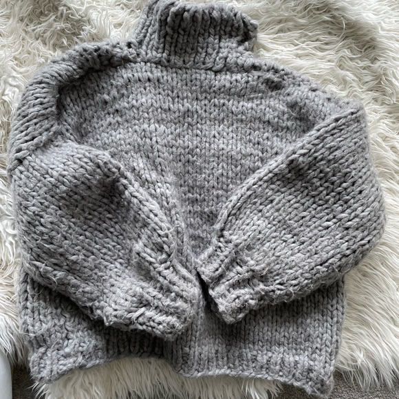 Chunky oversize knit sweater (medium) - Picture 1 of 6